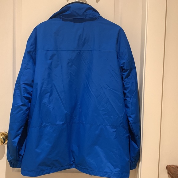Men’s Columbia waterproof coat - Picture 8 of 8